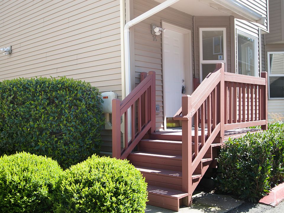 1st image of 13706 26th Pl W Unit 16