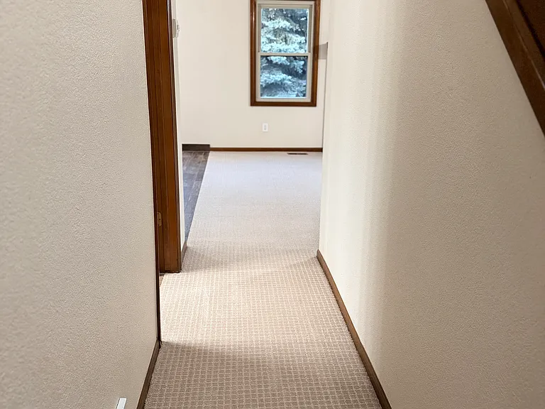 10657 W Roxbury Ave — Photo 10