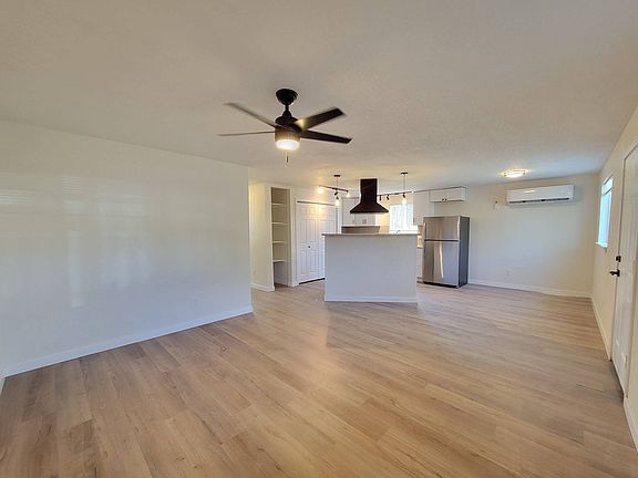 4th image of 1109 S Olympia Pl APT B