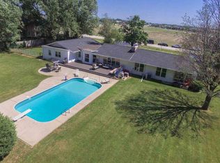 6670 Nimtz Rd, Loves Park, IL 61111