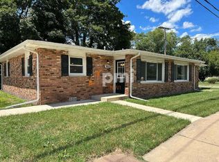 3010-3012 Willowcreek Rd, Portage, IN 46368