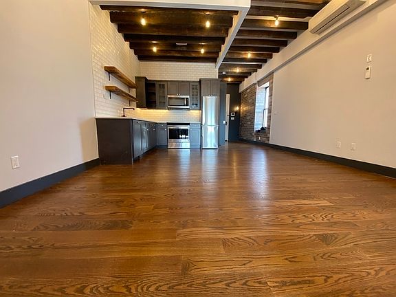 2nd image of 267 Meserole St #2D