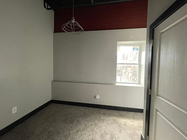 222 High St #107 — Photo 4