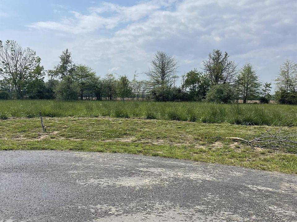 2nd image of 435 Liming Farm Rd