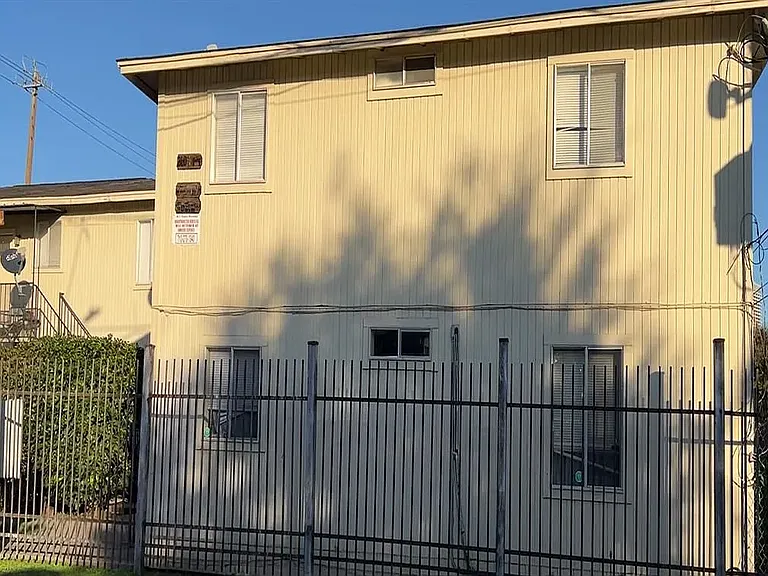 1519 Robin Street — Photo 14