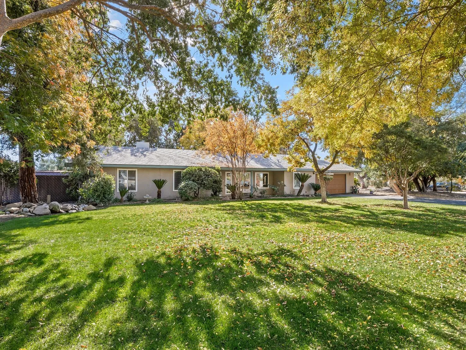 36358 Manon Ave photo 1