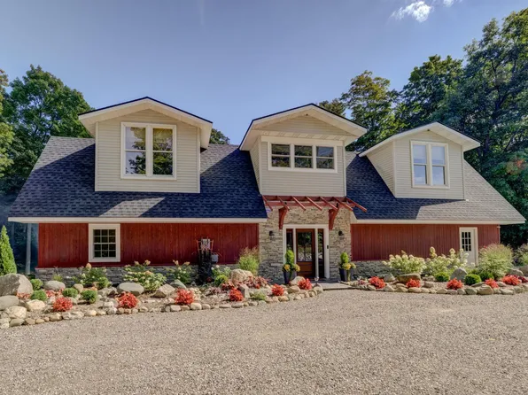 9860 E Bingham Rd, Traverse City, MI 49684