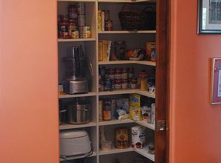 22 Vista Calabasas, Santa Fe, NM 87506