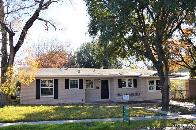 1st image of 150 Milford Dr