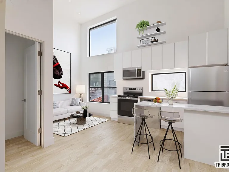 416 Lorimer St #2B — Photo 1