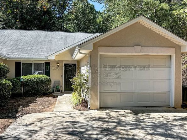 3963 Hidden Hollow Dr