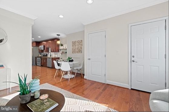 5th image of 432 Evarts St NE APT 1