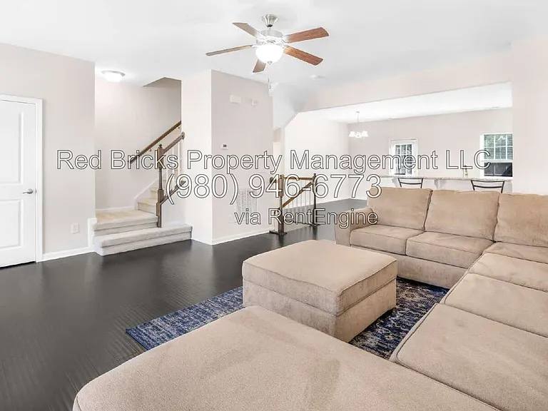 2306 Rachelwood Dr — Photo 17