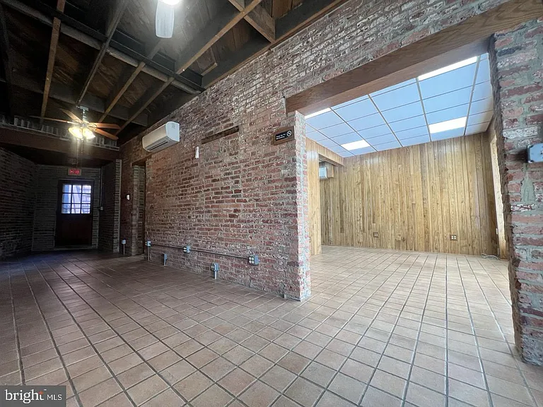 144 W Patrick St #6 — Photo 14