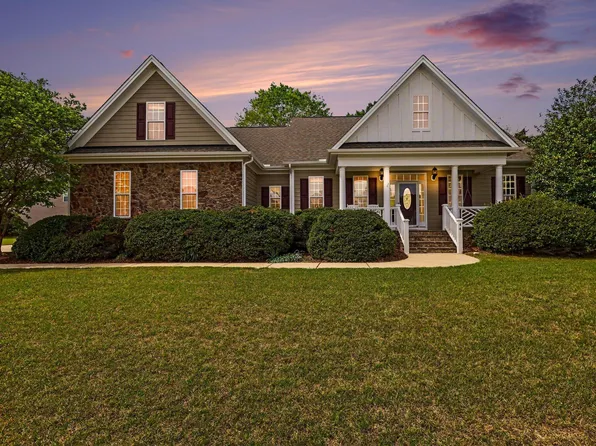 44 Boots Dr, Angier, NC 27501