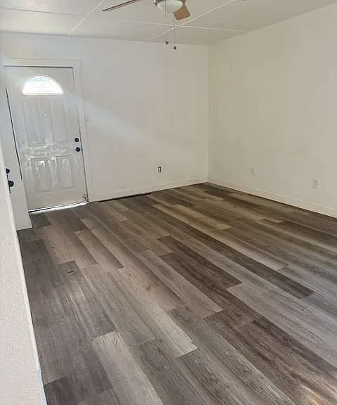 901 N 15th St #B — Photo 2