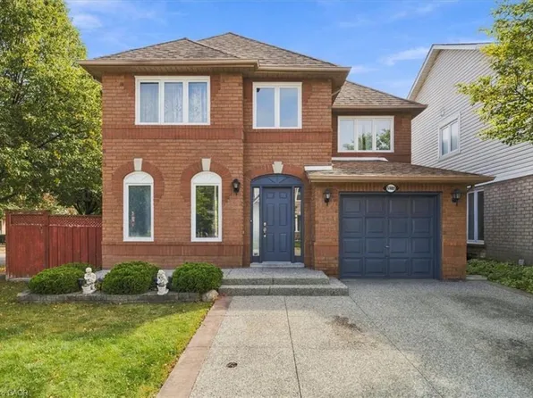 5180 Oakley Dr, Burlington, ON L7L 6N1