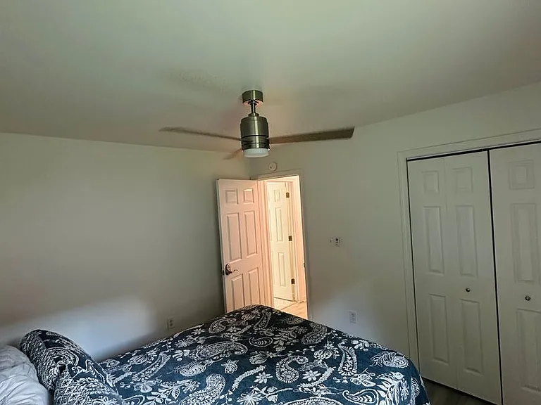 103 Meadow Creek Dr — Photo 20