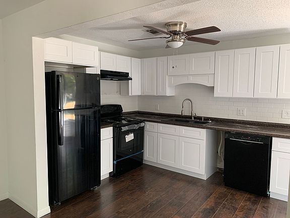3rd image of 1401 Richmond Ave