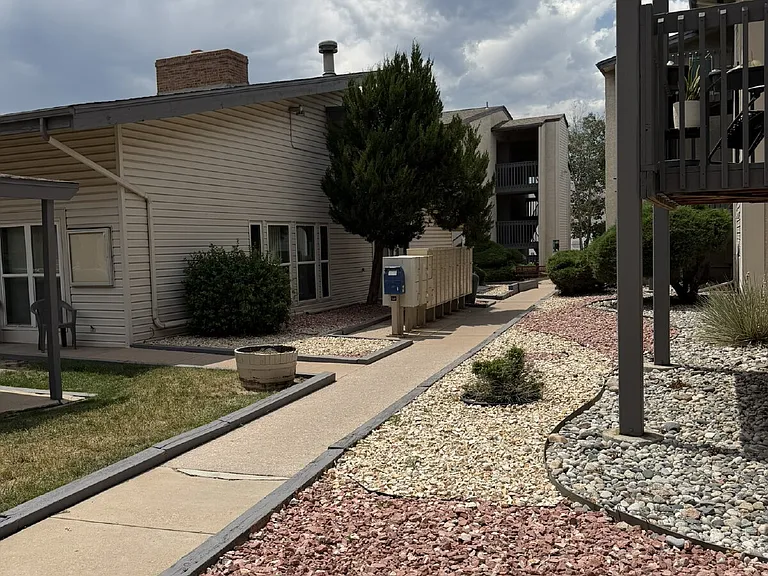 5042 El Camino Dr #91 — Photo 4