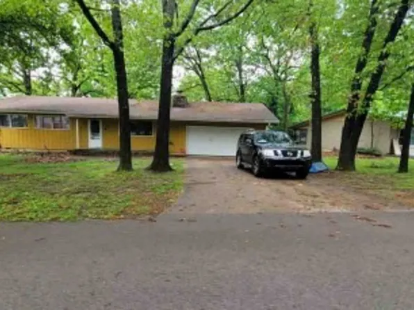 609 Knox Ave, Hollister, MO 65672