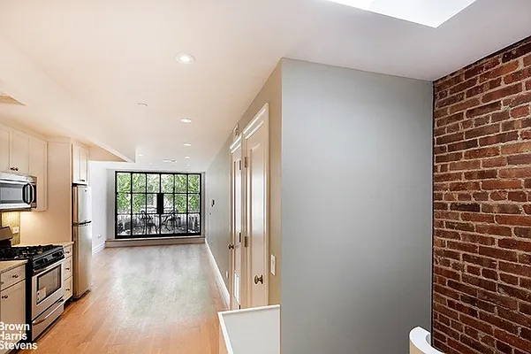 Rented by Brown Harris Stevens | media 9