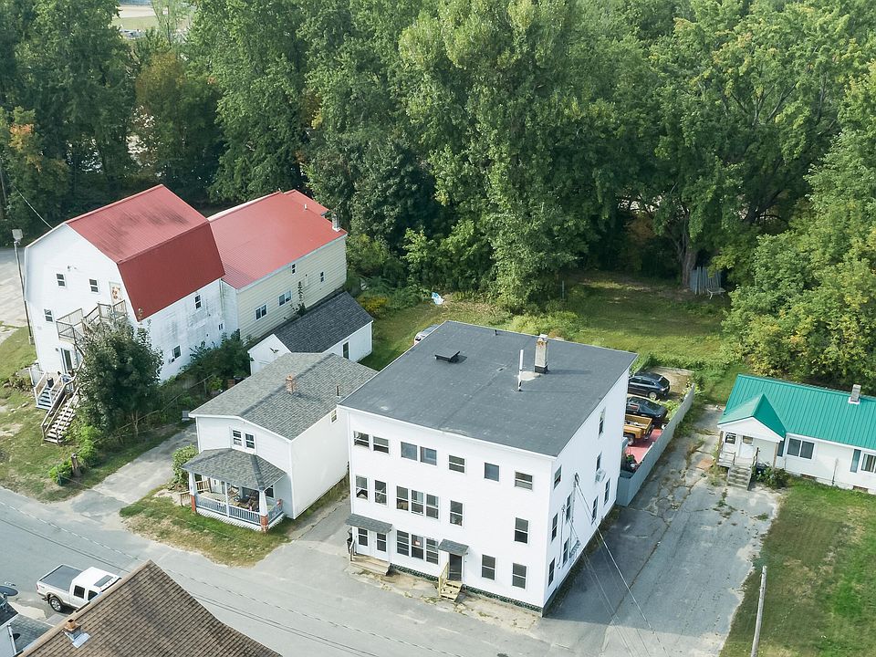 1st image of 39 Carlton Avenue