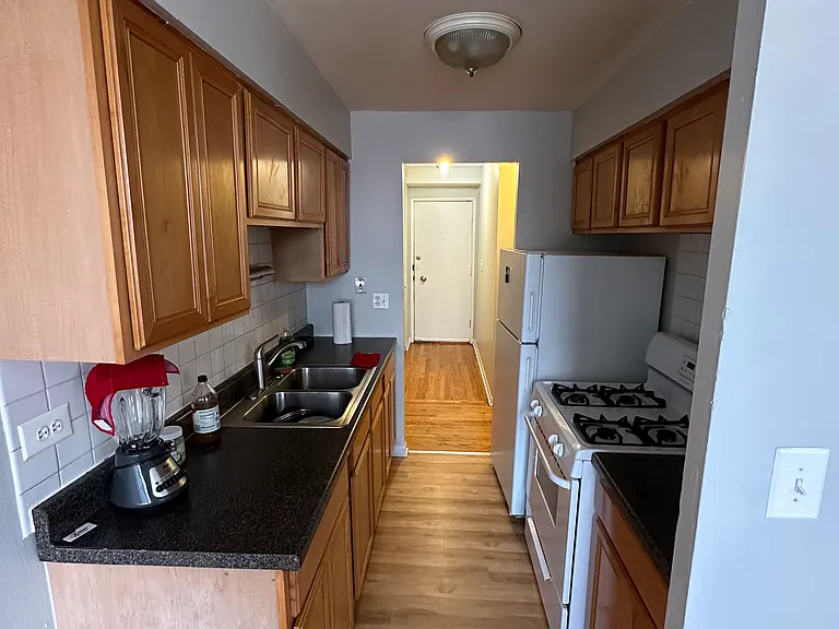 5742 N Kenmore Ave #515 — Photo 3