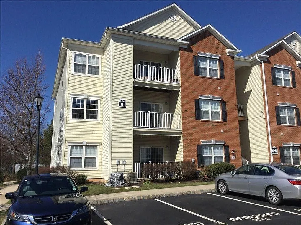 Building Photo - 828 Dominick Ct #828