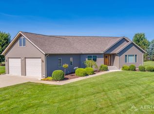 2086 W State Rd, West Branch, MI 48661