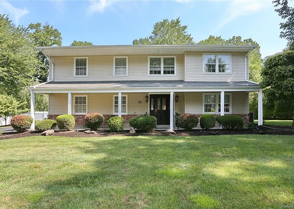 1st image of 46 Bluebird Dr