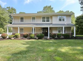 46 Bluebird Dr, Congers, NY 10920