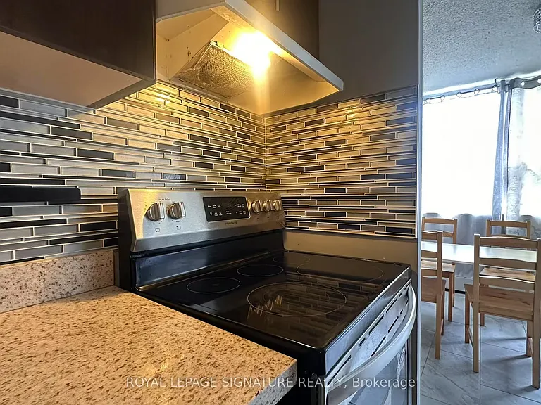 2121 Roche Ct #109 — Photo 2