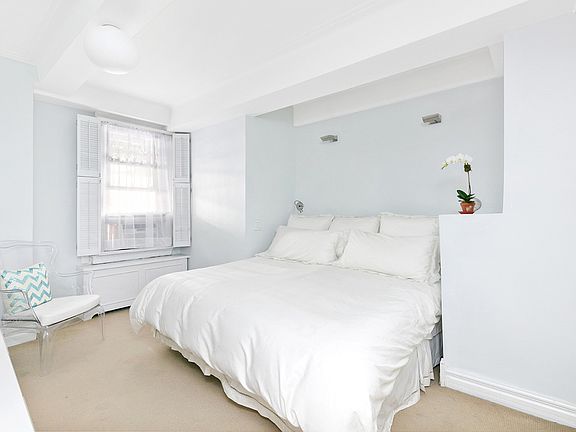4th image of 60 E 96th St APT 1B