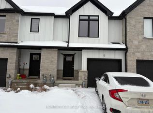 40 Bastien St, Cambridge, ON N1T 0E8