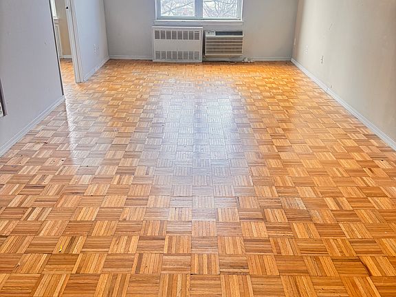 2nd image of 1666 Bell Blvd #223A