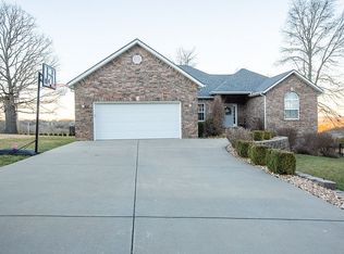 129 Everett Mill Rd, Branson, MO 65616