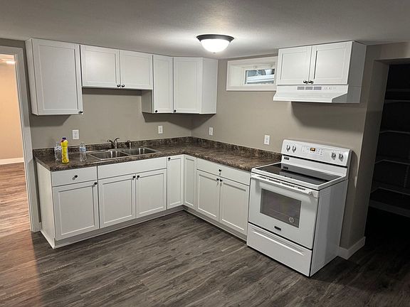 5th image of 445 N Lawler St #445B