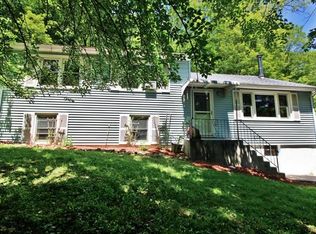 513 Peekskill Hollow Rd, Putnam Valley, NY 10579