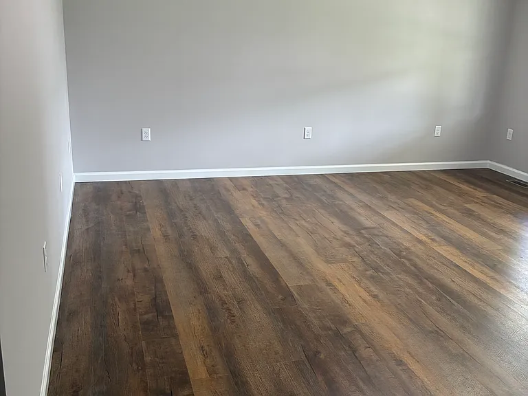 103 Rosewood Dr — Photo 4