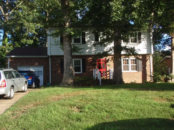 59 Patton Dr, Newport News, VA 23606