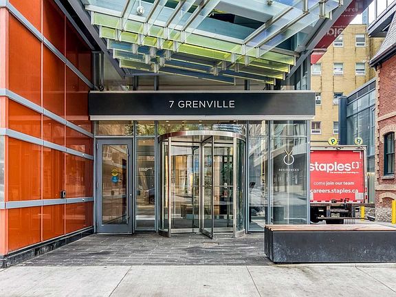 2nd image of 7 Grenville St #1003