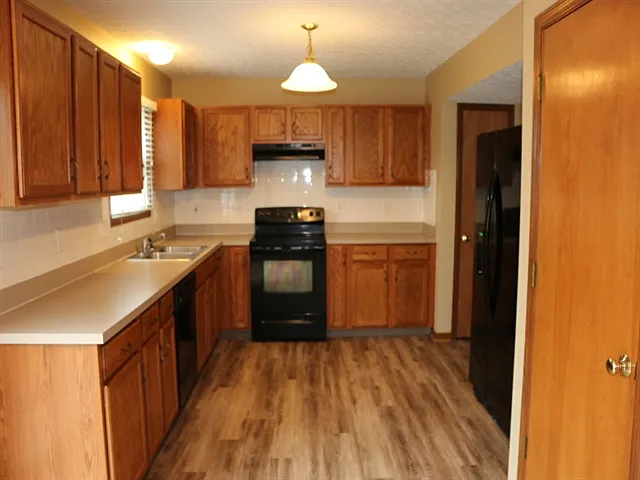 Building Photo - 281 Iris Trail Dr