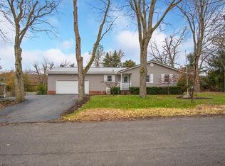 248 W Chestnut St, Lisbon, OH