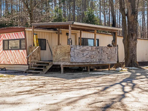 10706 Vans Ln, Fife Lake, MI 49633