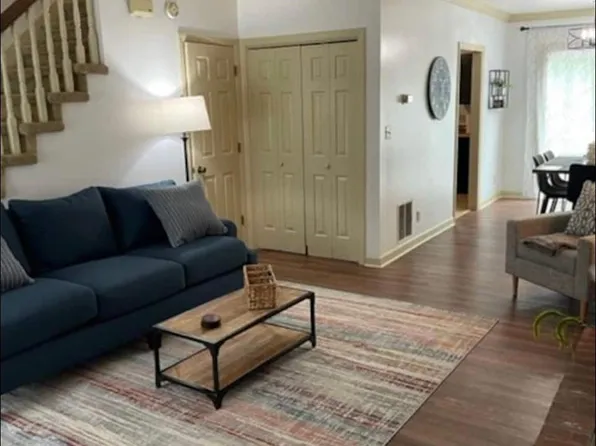 109 Arcadia Ln APT D, Oak Ridge, TN 37830