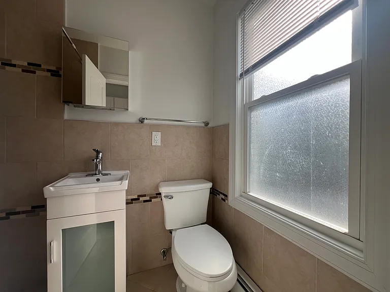 255 Lafayette Pl #2 — Photo 7