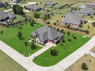 100 Lilyfield Dr, Lucas, TX 75002