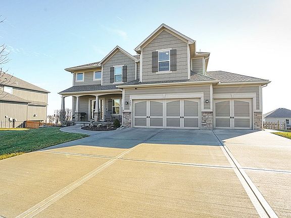 4th image of 4807 NE 91st Ter