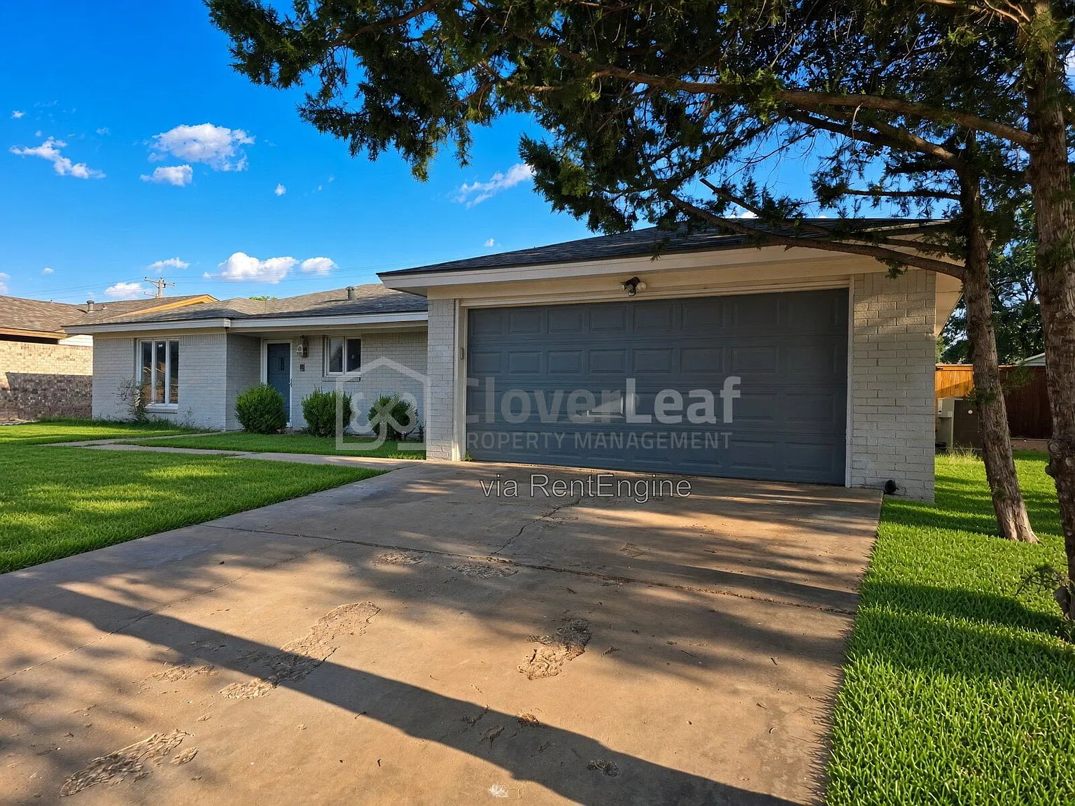 3 bed, 2.0 bath, 1601 sqft, $1,597 — Photo 3